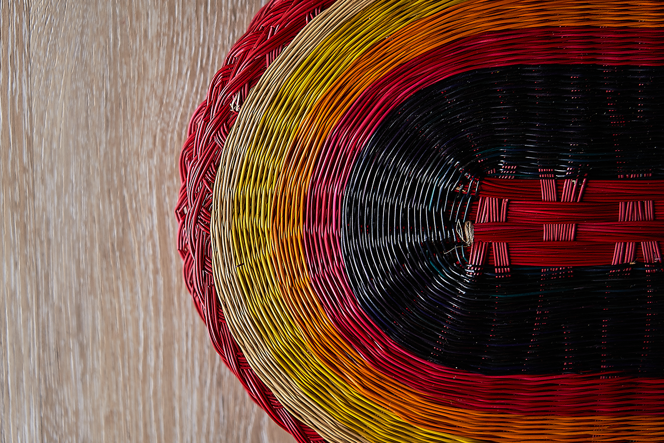 Bounty Kitchenware: Red Woven Placemats (Set of 6)