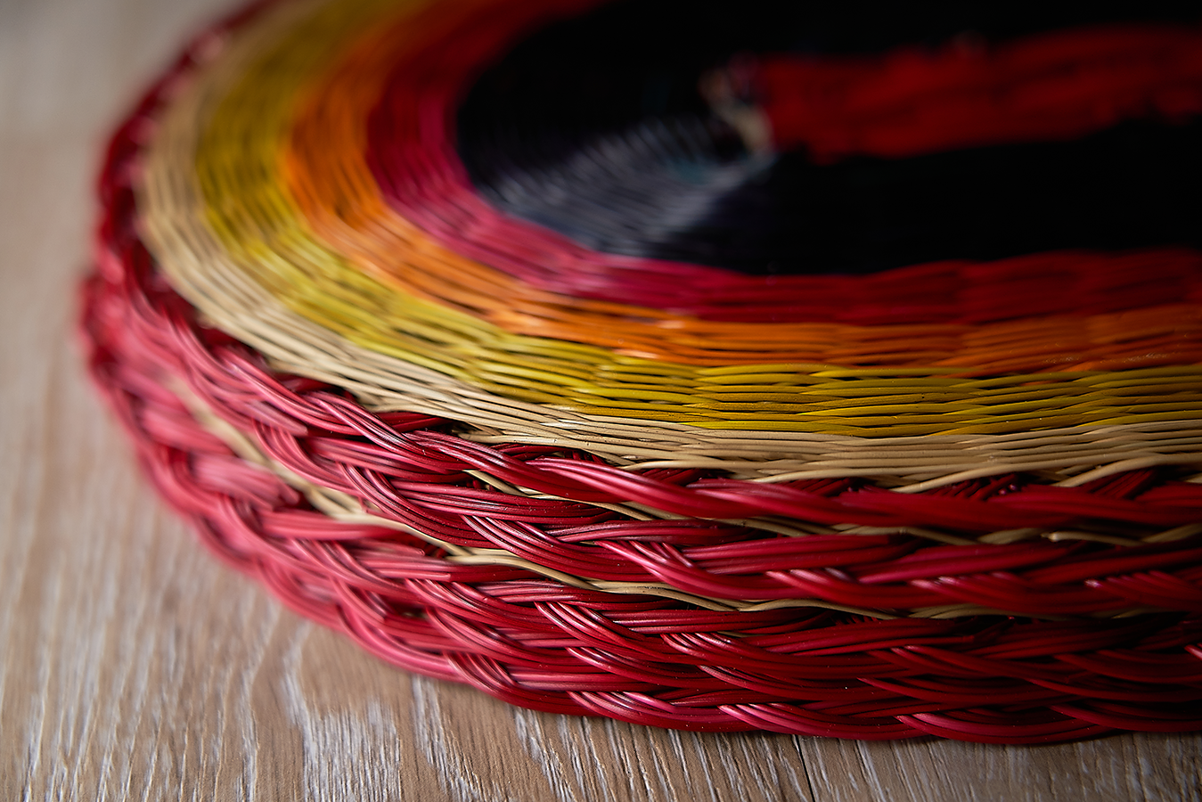 Bounty Kitchenware: Red Woven Placemats (Set of 6)