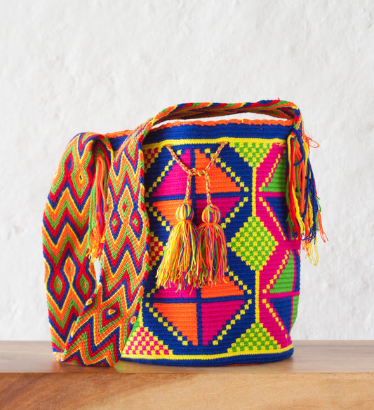 Vistosa Reina (SOLD OUT)